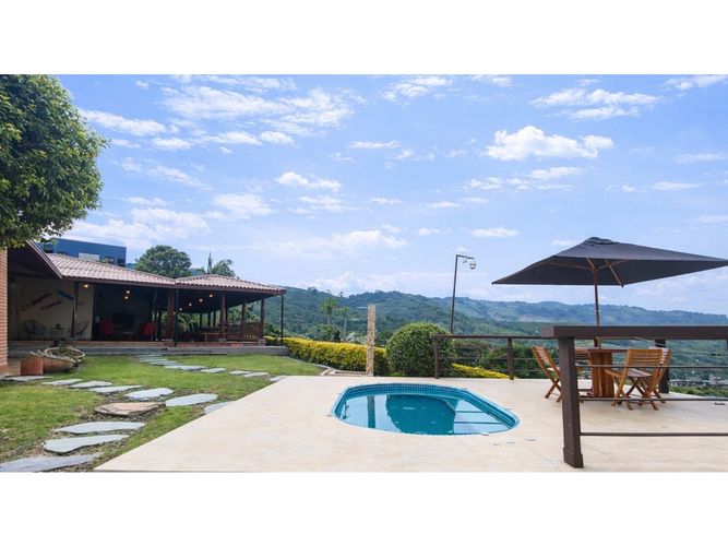 Finca en venta en La Florida, Pereira, 250 m² · foto 4 de 24