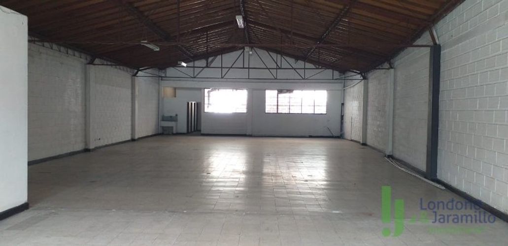 Bodega en venta en San Fernando, Medellín, 286 m² · foto 15 de 18