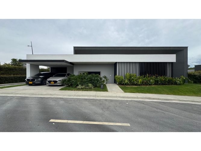 Casa en venta en Cerritos, Pereira · foto 2 de 24