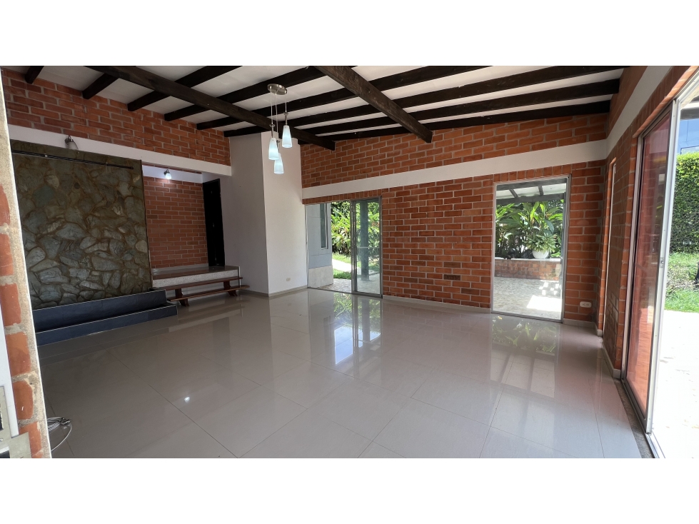 Casa en venta en Cerritos, Pereira · foto 3 de 24