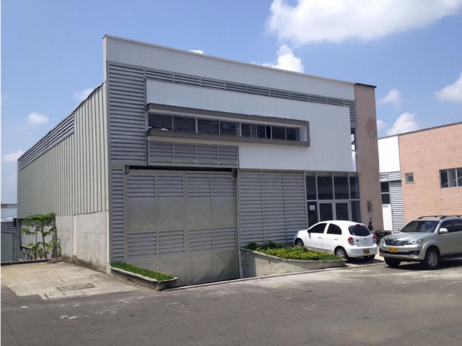Bodega en arriendo en La Villa, Pereira, 701 m² · foto 2 de 24