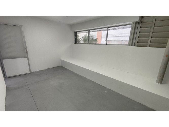 Bodega en arriendo en La Villa, Pereira, 701 m² · foto 9 de 24