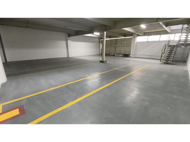 Bodega en arriendo en La Villa, Pereira, 701 m² · foto 19 de 24