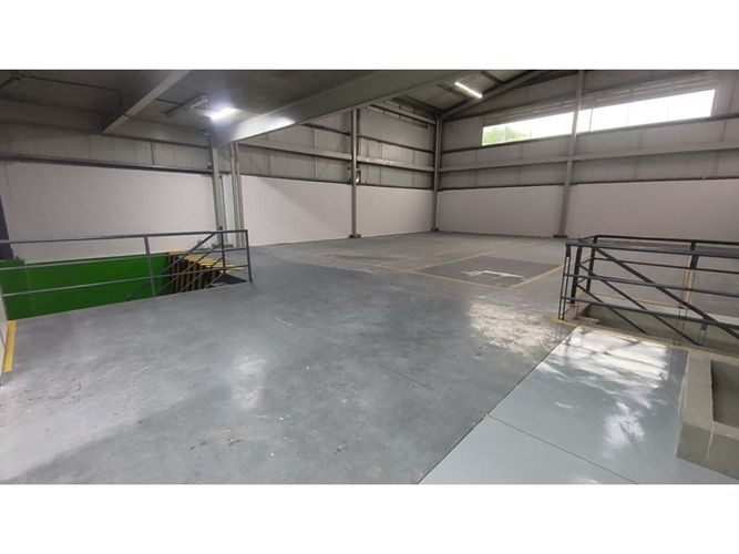 Bodega en arriendo en La Villa, Pereira, 701 m² · foto 23 de 24