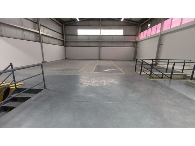 Bodega en arriendo en La Villa, Pereira, 701 m² · foto 24 de 24