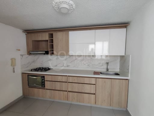 Apartamento de 5 alcobas en arriendo en Patio Bonito, Medellín, 134 m² · foto 1 de 10