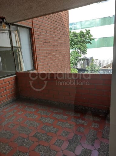 Apartamento de 5 alcobas en arriendo en Patio Bonito, Medellín, 134 m² · foto 10 de 10