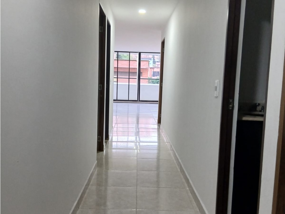 Apartamento en venta en Betania, Sabaneta · foto 8 de 10