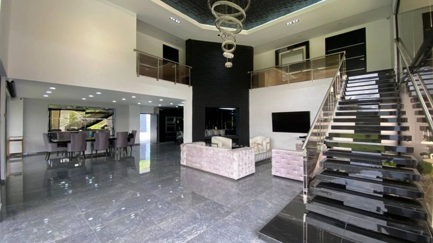 Casa de 6 alcobas en venta en Las Palmas, Envigado, 721 m² · foto 4 de 24