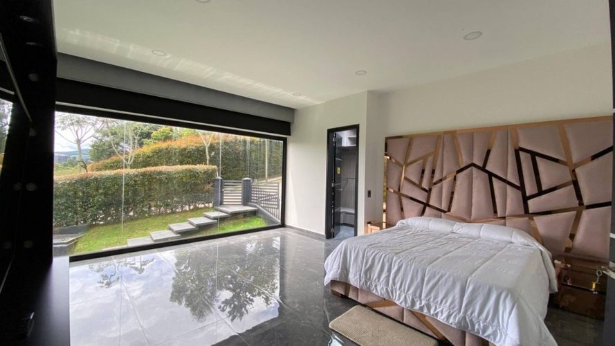 Casa de 6 alcobas en venta en Las Palmas, Envigado, 721 m² · foto 17 de 24
