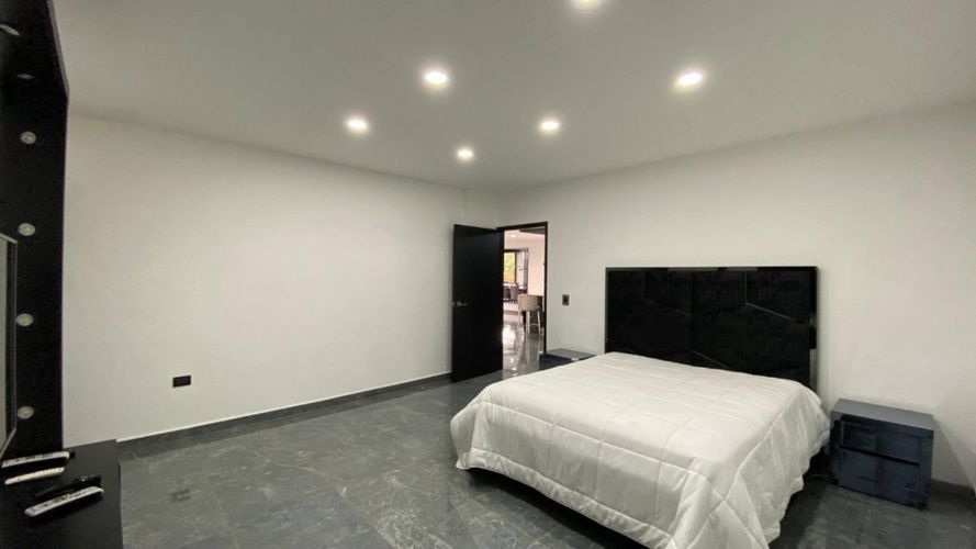 Casa de 6 alcobas en venta en Las Palmas, Envigado, 721 m² · foto 22 de 24