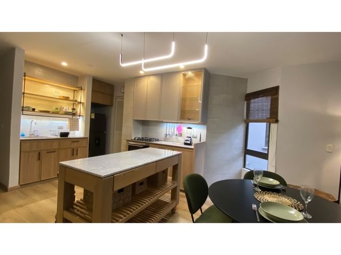 Apartamento de 1 alcoba en venta en La Florida, Medellín, 92 m² · foto 4 de 13