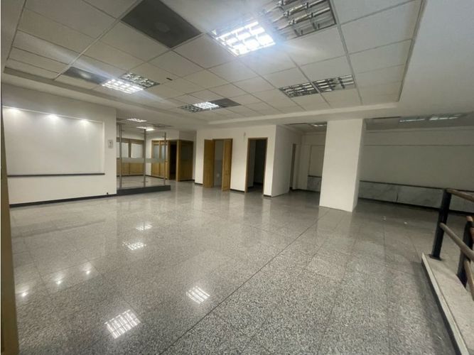 Oficina en arriendo en Castropol, Medellín, 324 m² · foto 7 de 24