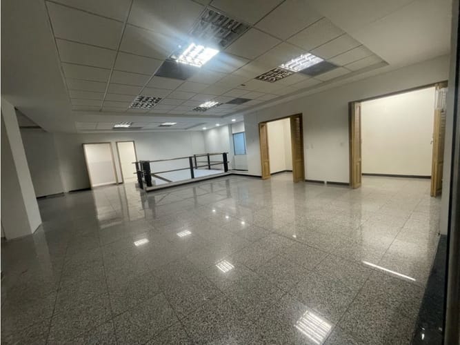 Oficina en arriendo en Castropol, Medellín, 324 m² · foto 24 de 24