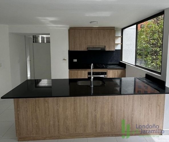 Apartamento de 3 alcobas en venta en El Poblado, Medellín, 109 m² · foto 6 de 20
