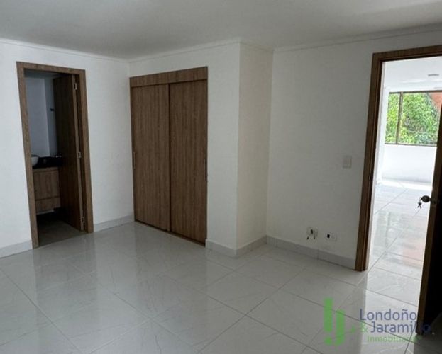 Apartamento de 3 alcobas en venta en El Poblado, Medellín, 109 m² · foto 7 de 20