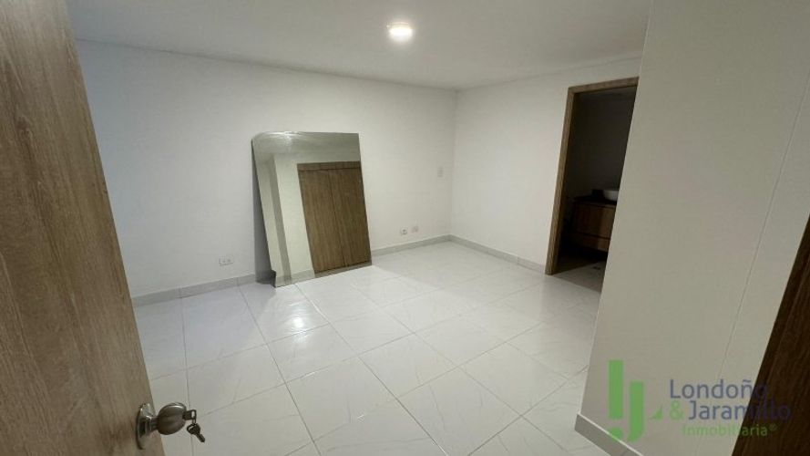 Apartamento de 3 alcobas en venta en El Poblado, Medellín, 109 m² · foto 9 de 20