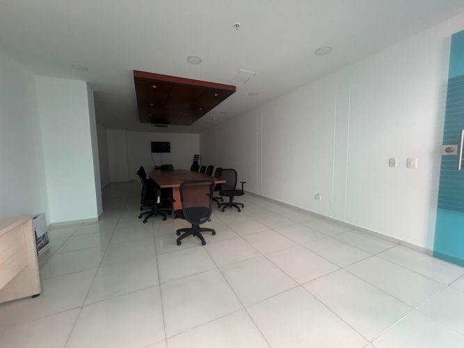Oficina en venta en Sotomayor, Bucaramanga, 39 m² · foto 2 de 10