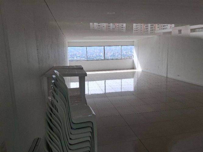 Apartamento en venta en Rodeo Alto, Medellín · foto 24 de 24