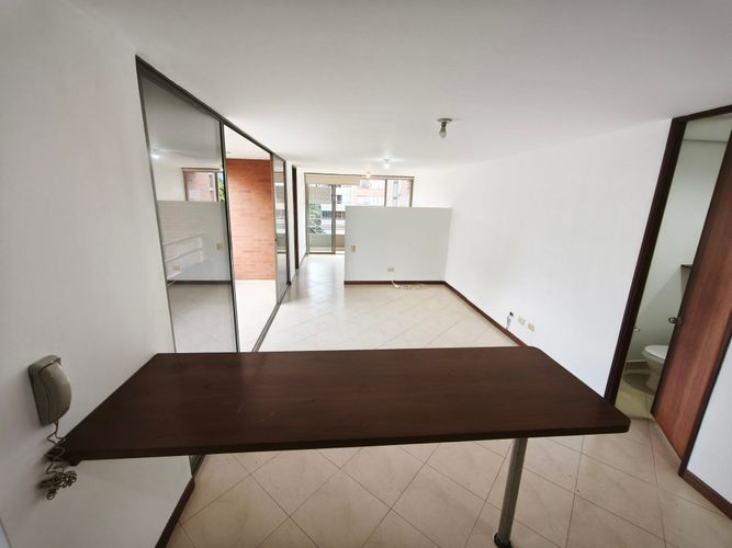Apartamento de 1 alcoba en venta en Patio Bonito, Medellín, 62 m² · foto 4 de 19
