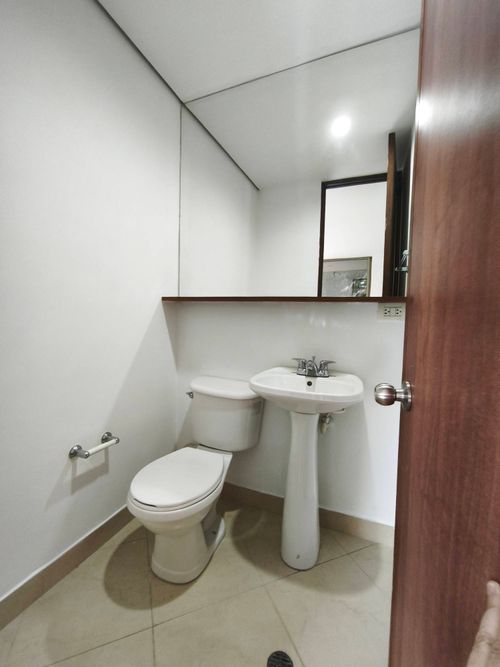 Apartamento de 1 alcoba en venta en Patio Bonito, Medellín, 62 m² · foto 11 de 19