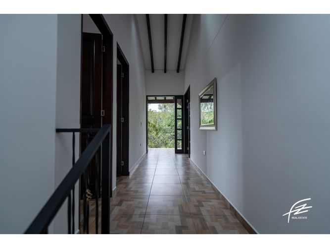 Casa de 5 alcobas en venta en Guarne, 410 m² · foto 16 de 24