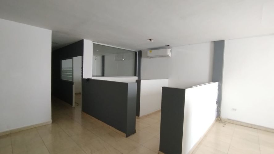 Bodega en arriendo en Obrero, Cali, 240 m² · foto 5 de 9