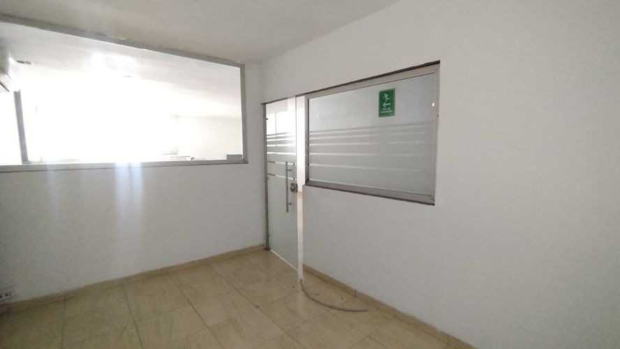 Bodega en arriendo en Obrero, Cali, 240 m² · foto 6 de 9
