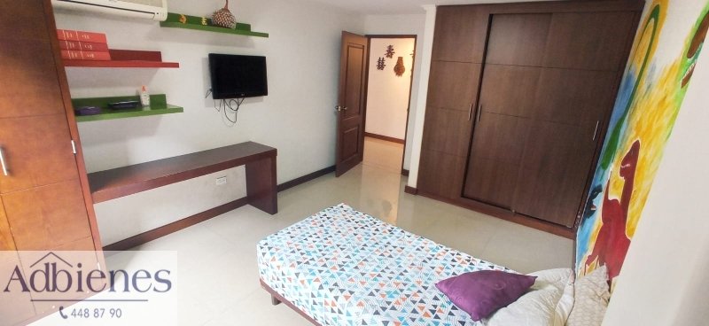 Apartamento en venta en Laureles, Medellín · foto 12 de 17