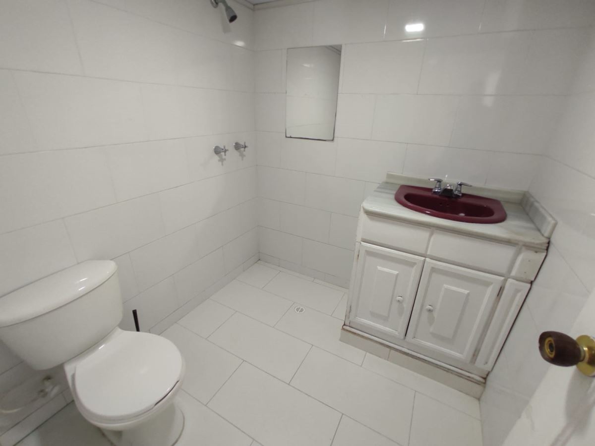Casa en arriendo en Colina Campestre, Bogotá · foto 11 de 24
