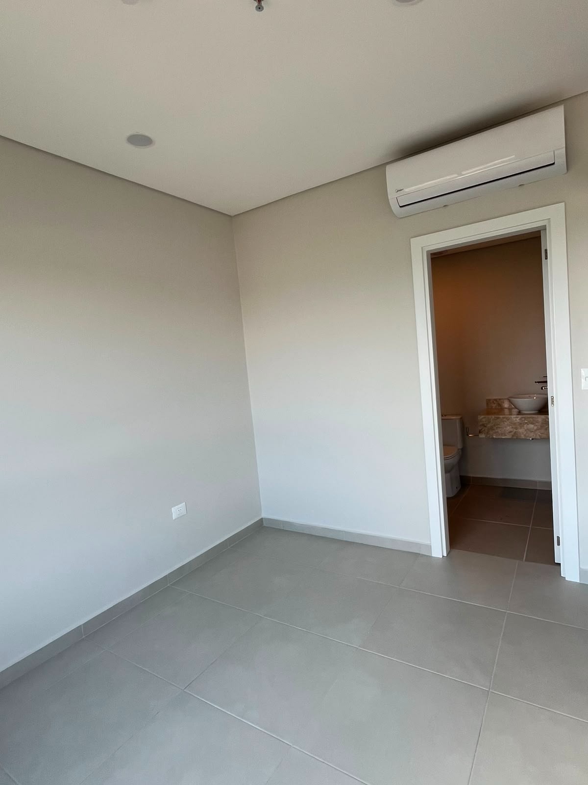 Alquilo monoambiente a estrenar en Zuba 18 — foto 3