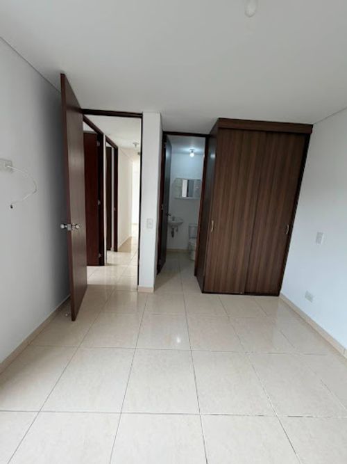 Apartamento de 3 alcobas en arriendo en El Porvenir, Medellín, 60 m² · foto 9 de 12