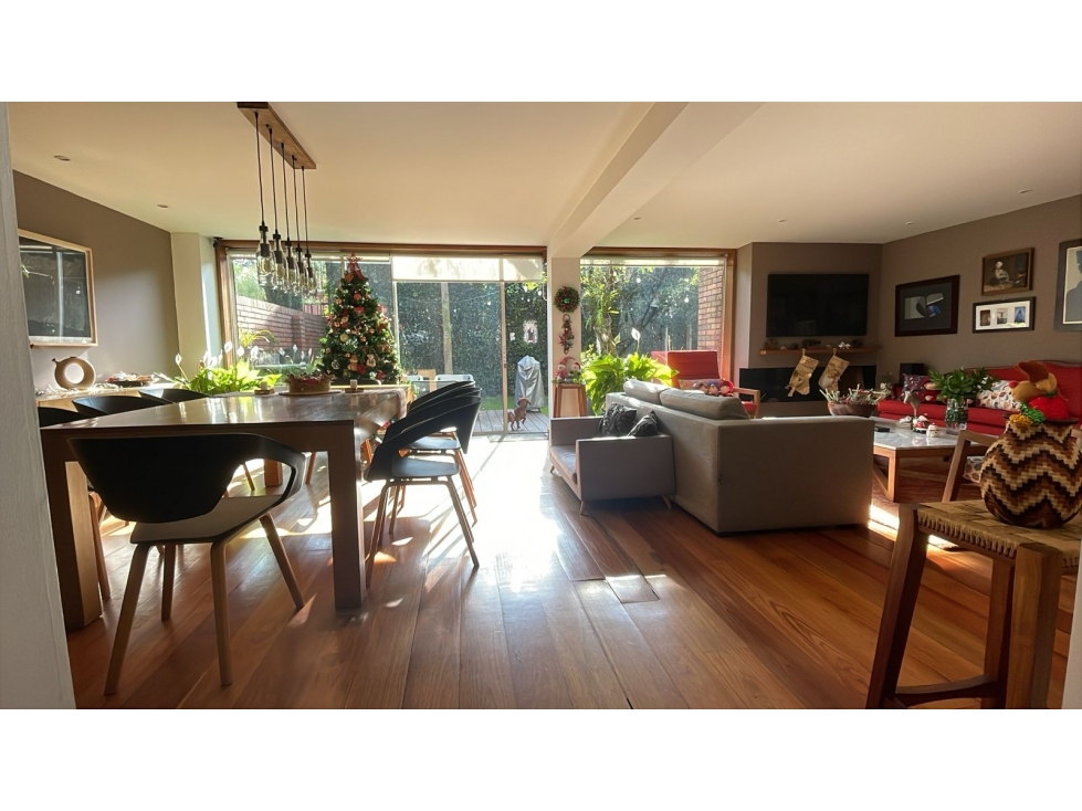 Casa en venta en Niza, Bogotá · foto 3 de 24