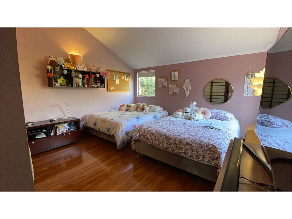 Casa en venta en Niza, Bogotá · foto 8 de 24