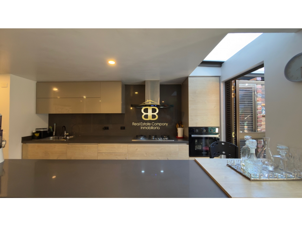 Casa en venta en El Contador, Bogotá · foto 6 de 24