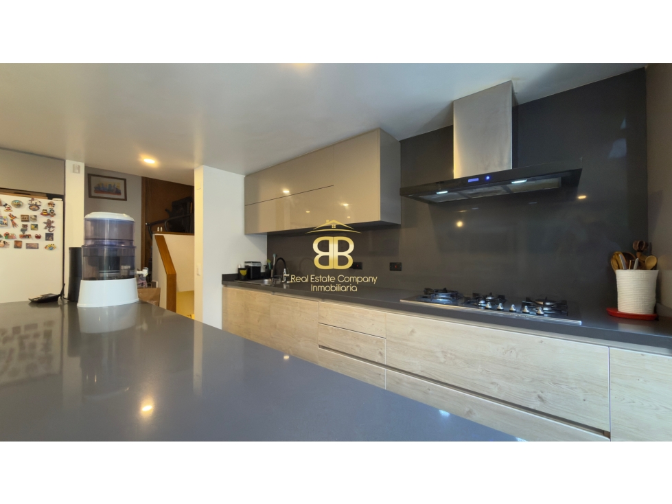 Casa en venta en El Contador, Bogotá · foto 7 de 24