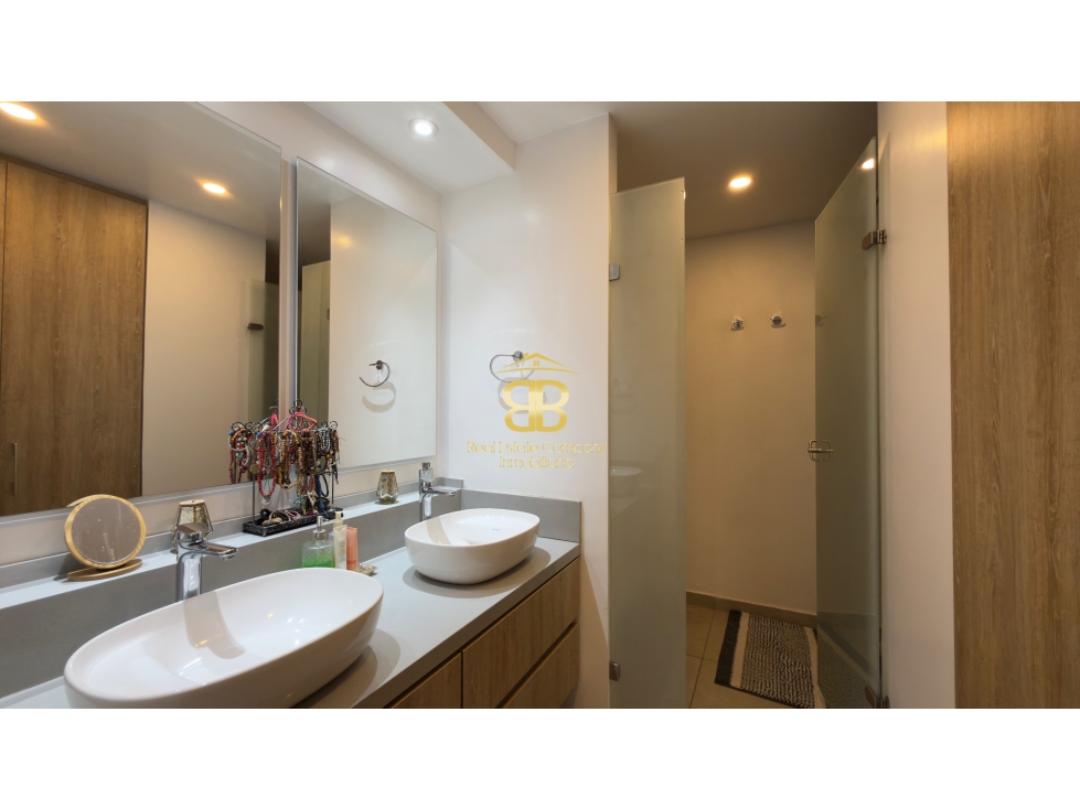 Casa en venta en El Contador, Bogotá · foto 9 de 24