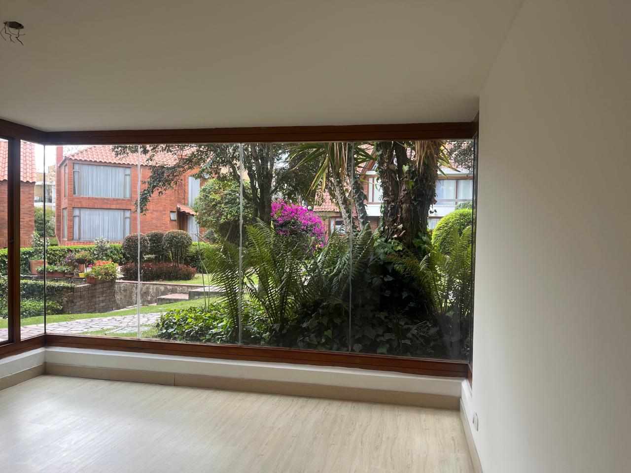 Casa en venta en Altos De Suba, Bogotá · foto 8 de 24