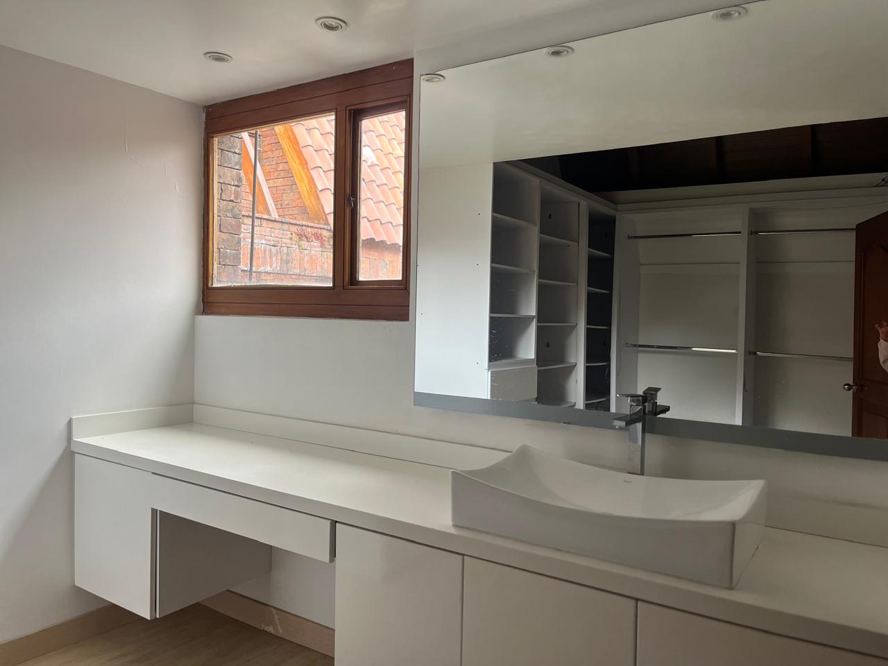 Casa en venta en Altos De Suba, Bogotá · foto 12 de 24