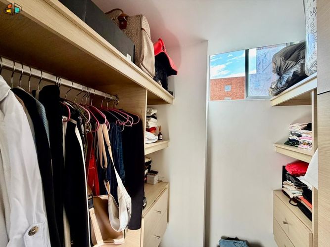Apartamento de 3 alcobas en venta en Castropol, Medellín, 107 m² · foto 15 de 24