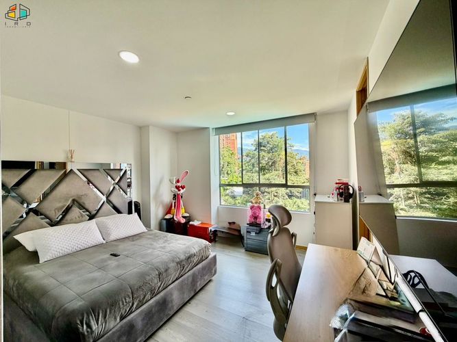 Apartamento de 3 alcobas en venta en Castropol, Medellín, 107 m² · foto 12 de 24