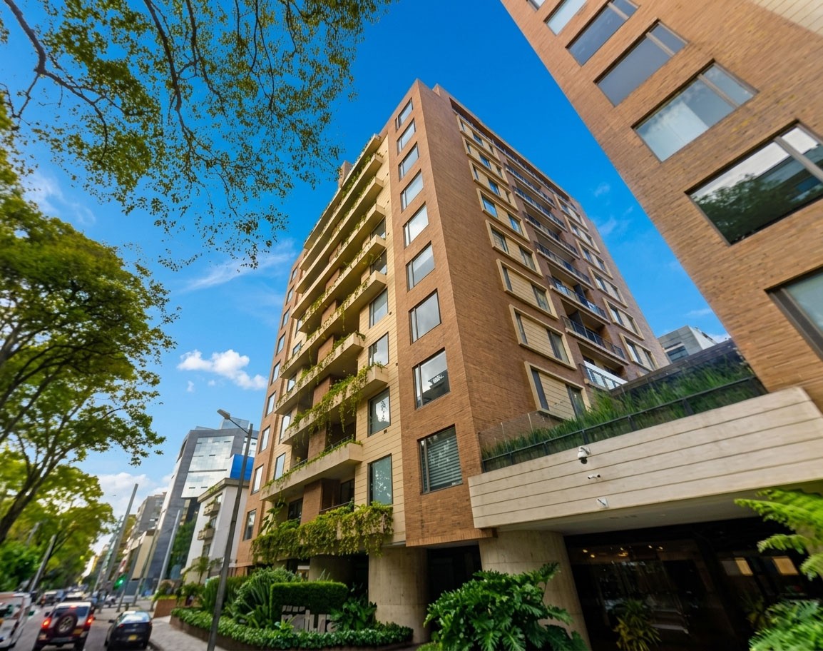 Apartamento en arriendo en Chico Norte, Bogotá · foto 2 de 13