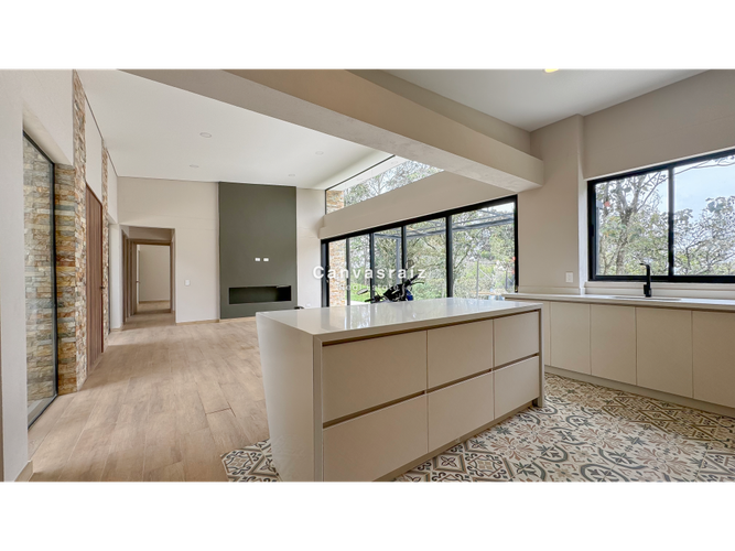 Finca en venta en Sajonia, Rionegro, 263 m² · foto 3 de 14