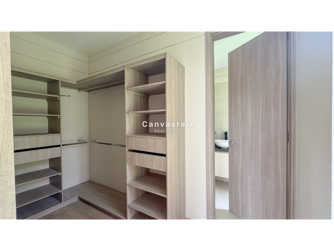 Finca en venta en Sajonia, Rionegro, 263 m² · foto 7 de 14