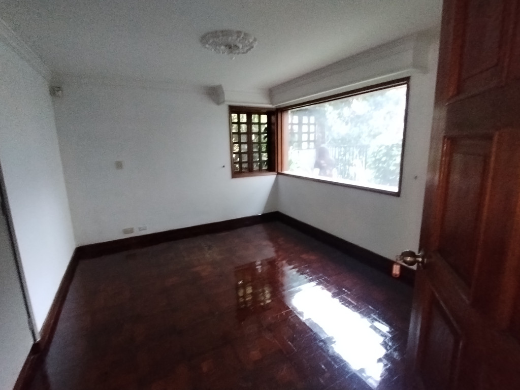Casa en arriendo en El Poblado, Medellín · foto 14 de 24