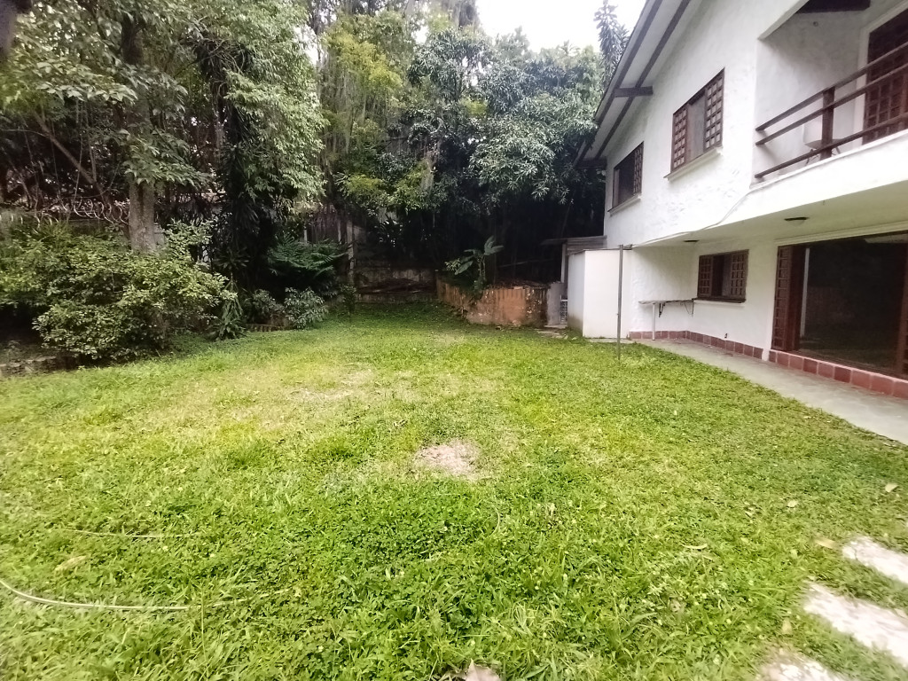 Casa en arriendo en El Poblado, Medellín · foto 17 de 24