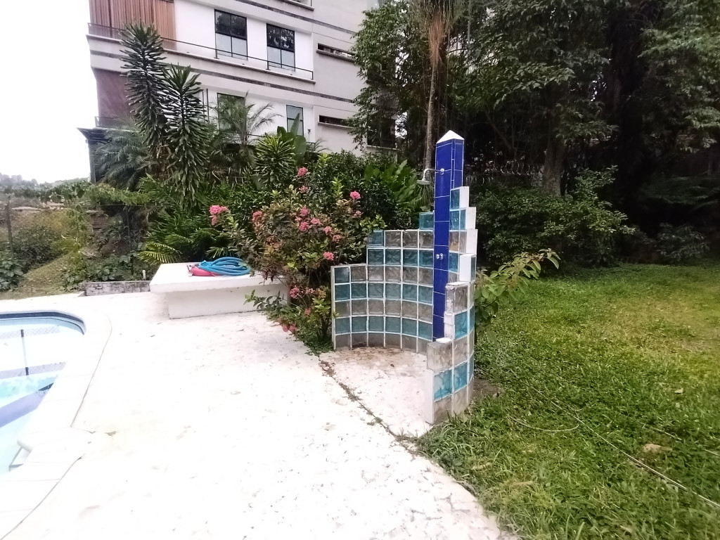 Casa en arriendo en El Poblado, Medellín · foto 19 de 24