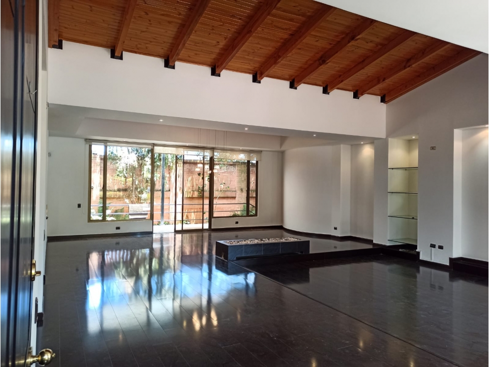 Casa en venta en Guaymaral, Bogotá · foto 4 de 24