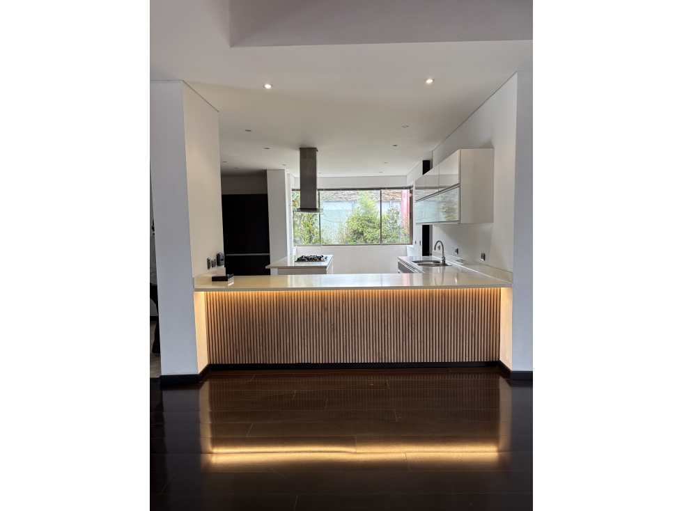 Casa en venta en Guaymaral, Bogotá · foto 8 de 24
