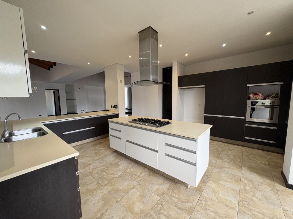 Casa en venta en Guaymaral, Bogotá · foto 10 de 24